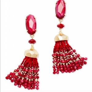 Kendra Scott Dove earrings